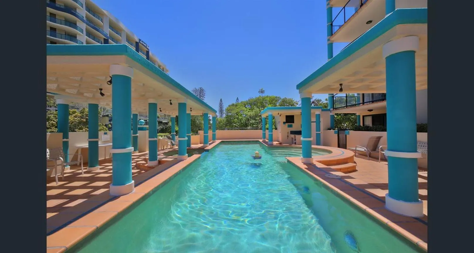 Apartment Stylish 1 Bedroom With Private Rooftop Spa Mooloolaba